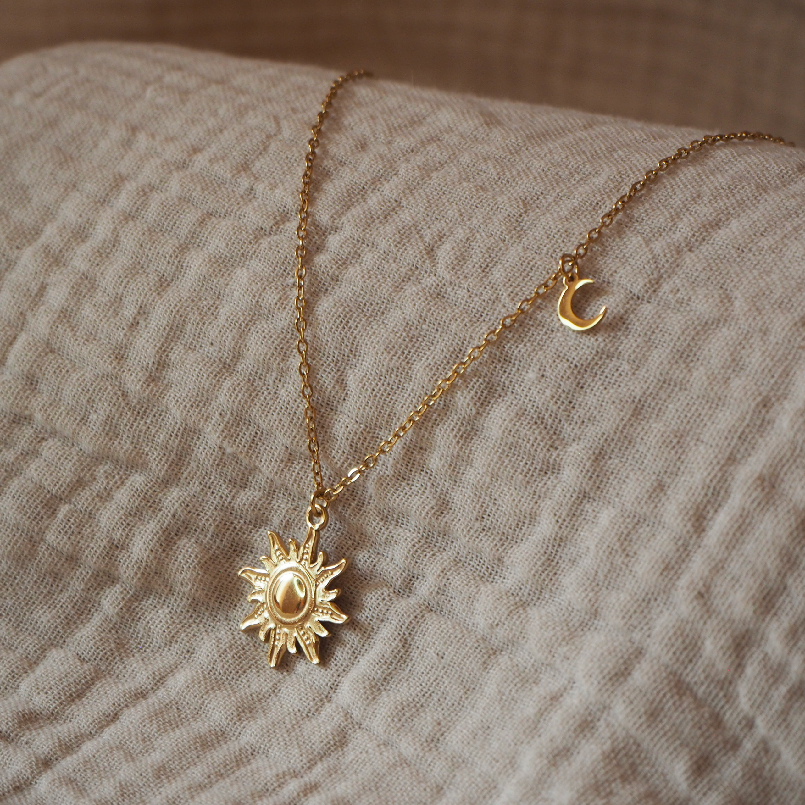 Collier acier inoxydable astral soleil et lune
