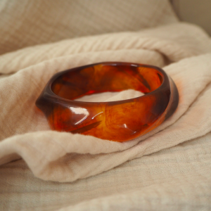 Bracelet résine torsadée marron