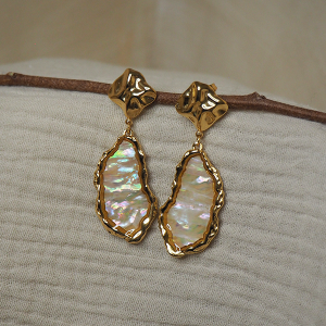 NOELIE | Boucles pendantes nacrées en acier inoxydable