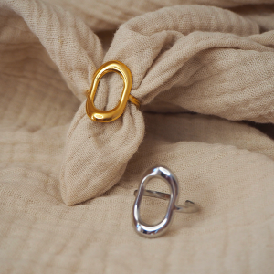 CLÉA | Bague ovale en acier inoxydable