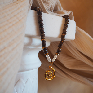 AURA | Collier bohème en bois et acier inoxydable